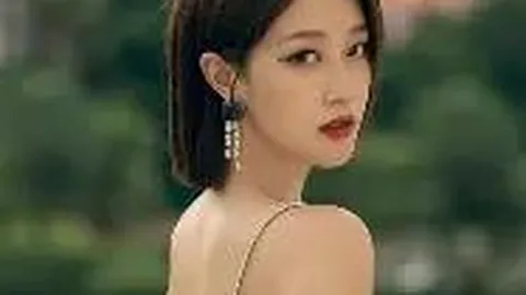 凤舟剑阁队：桨影荡漾女性志，汗水铸就奋斗魂